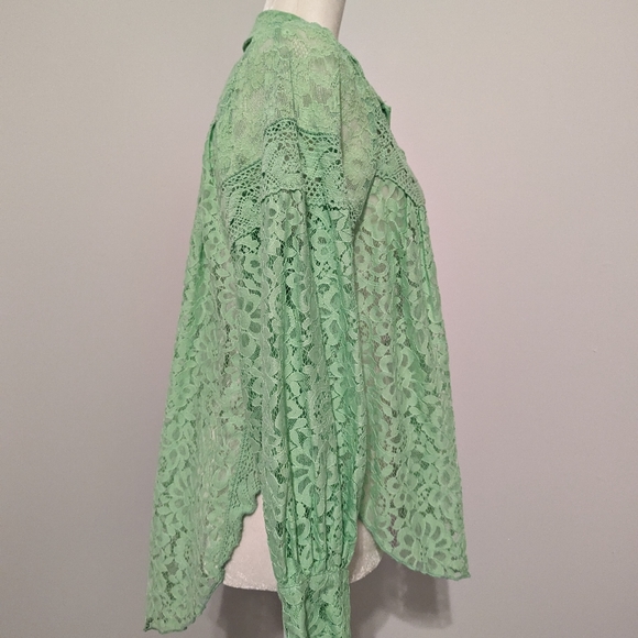 Free People Top Melona Green Out West Lace Button Up Blouse Size XS NWT Oversize - Picture 9 of 16